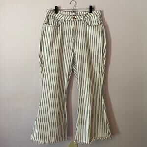 Judy Blue White Blue Pinstripe Super Flare Frayed Jeans Preppy Women's size 20W